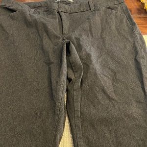 Old navy size 20 High rose pixie secret smooth pocket pants